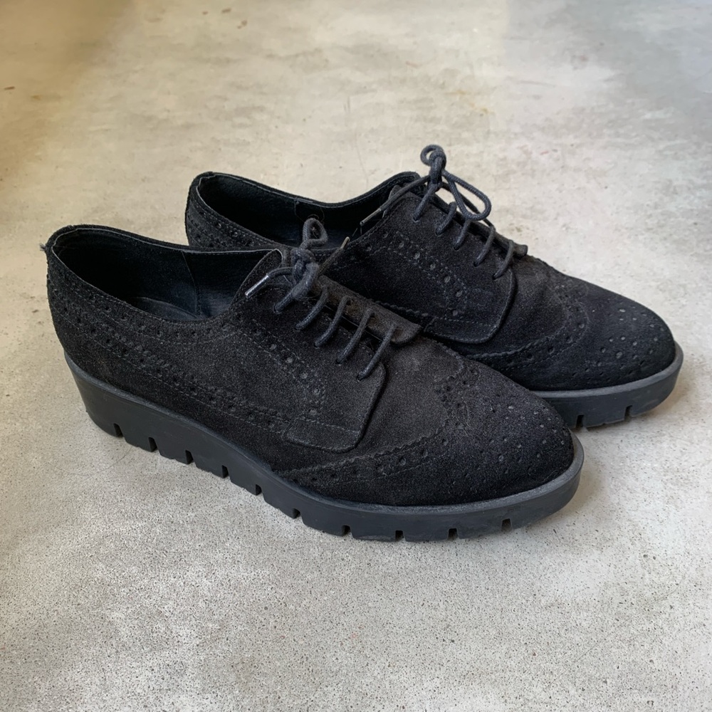 L’Intervalle Black Suede Oxford Shoes